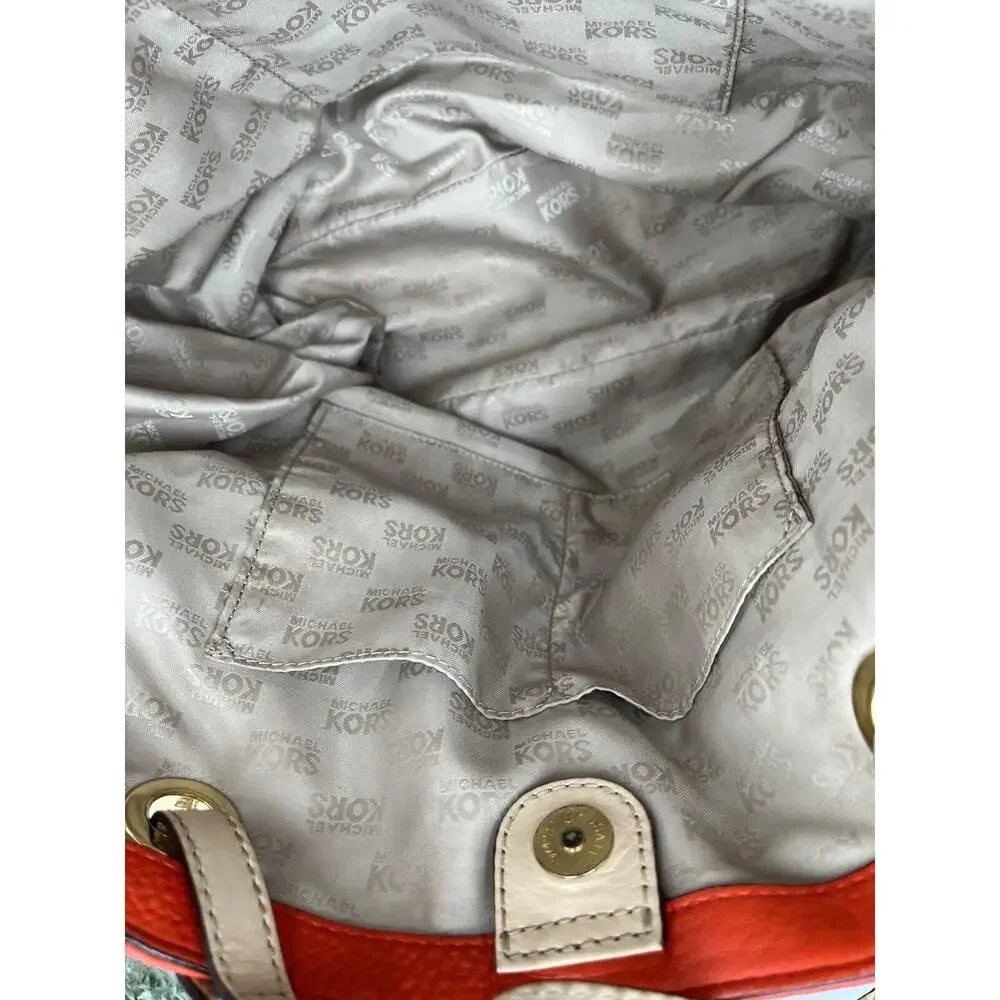 Michael Kors Authenticated 38F2CTTT/L Jet Set Bright Red Pebbled Leather Lg Tote